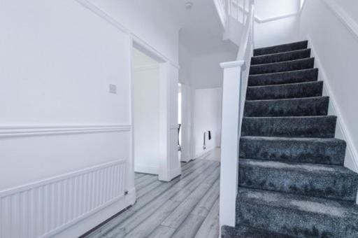 Special Rate For Bookings More Than 7 Nights, Warm Spacious Contractor House Near Liverpool City Centre Sleeps 8 Kitchen & Dining Room, Washing Machine Exterior foto